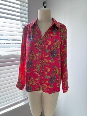 Pleione Women’s Pink Floral Button Down Blouse